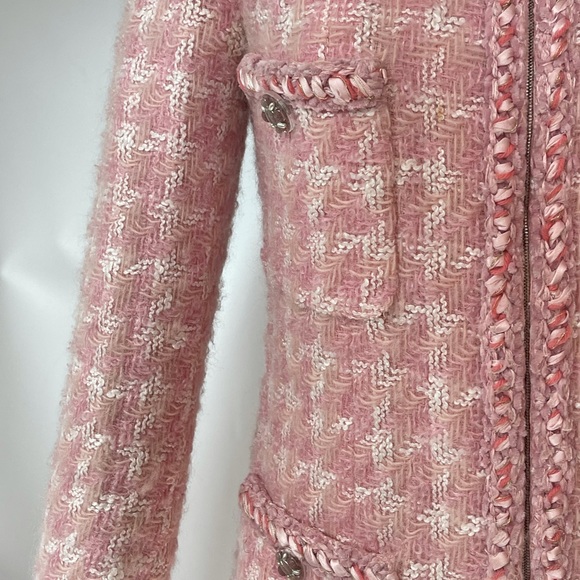 Chanel pink houndstooth wool skirt suit from Supermarket collection - Picture 8 of 13